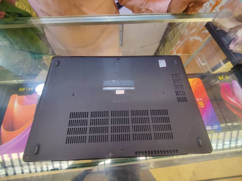 Dell Latitude 5490 2