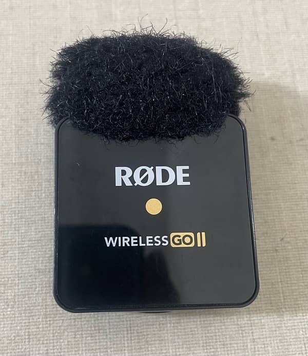 RODE Wireless GO II 2-Person Compact Digital Wireless Microphone 1