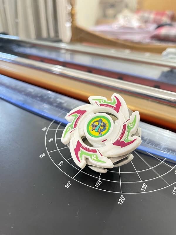 Beyblades Dragoon MSUV, MS, GT, G, V2 / Dranzer MS, GT, F, S & HMS 7