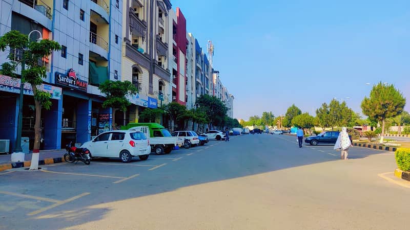 30*60 F. 17 MPCHS PLOT FOR SALE ON GOOD LOCATION FIRST COME FIRST AVAIL THIS BIG OPERTUINTY PLOT FOR SALE NEAR TO MARKAZ 39