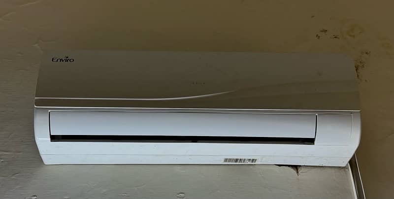 Enviro 1.5 Ton split AC very less used 3