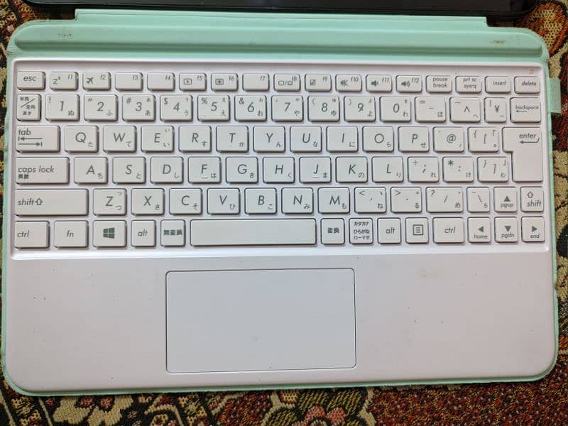 Asus Tab T103HAF with Keyboard Window 10 pro 7