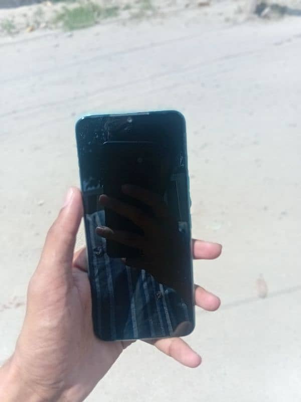 Tecno Spark 8c 3