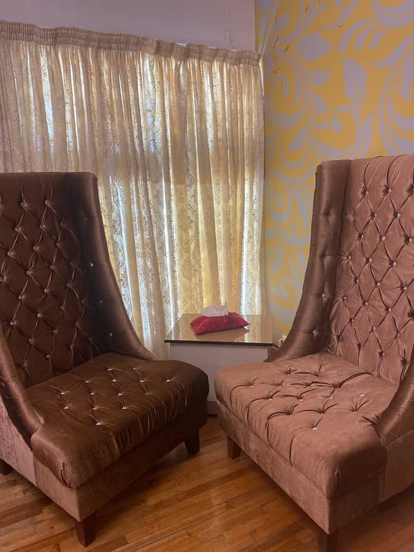 Stylish High-Back Single Sofa Seaters | 4 Available 25,000 Each 3