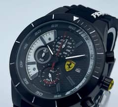Best analog  watch water resistance and made of strong material