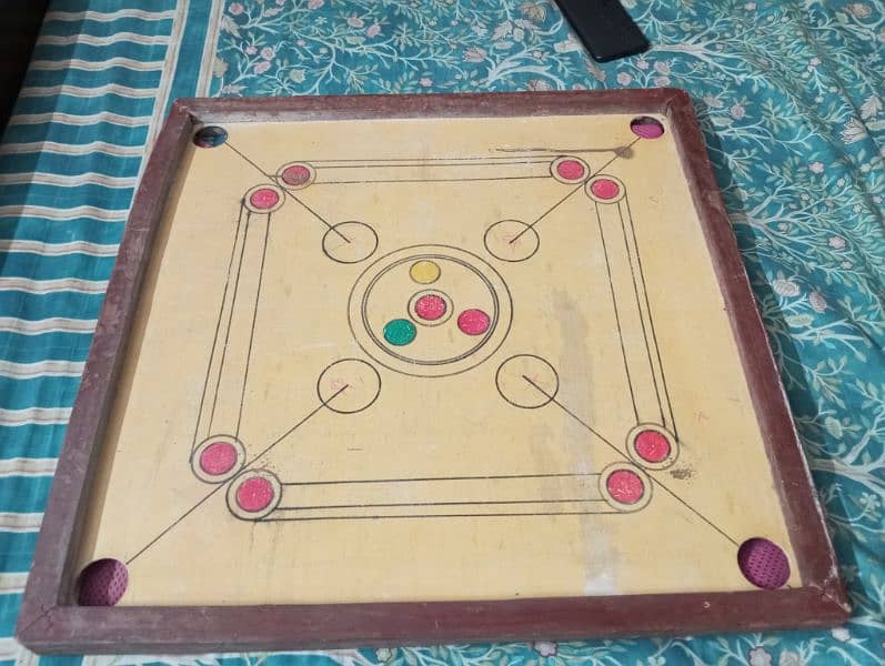 carrom board 10/8 condition 0