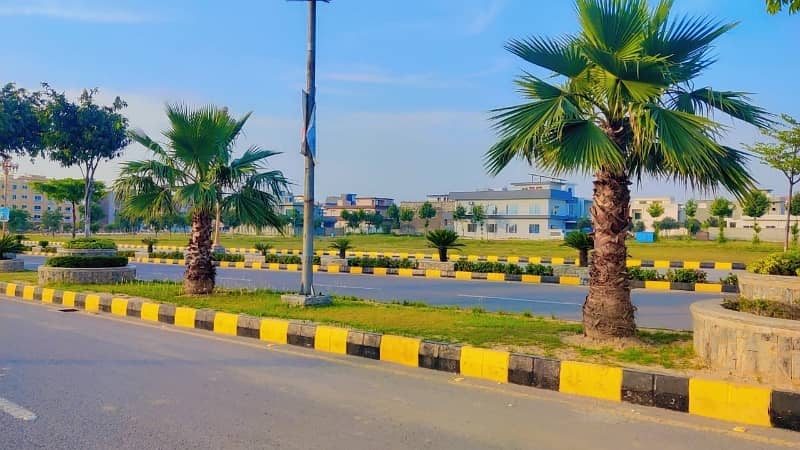 F17 One Kanal Plot Mian Dabal Road Back 9