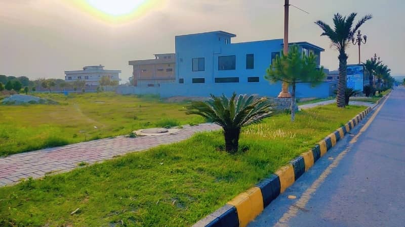 F17 One Kanal Plot Mian Dabal Road Back 12