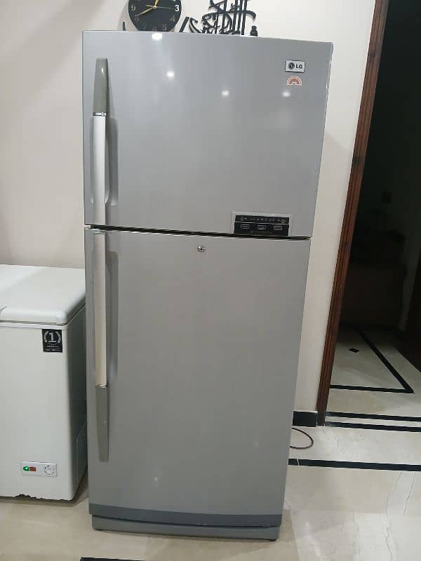 Full size Imported LG Fridge ( no frost) 2
