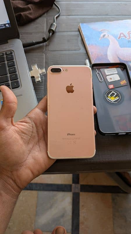 i phone 7 plus 128GB pta approved 0