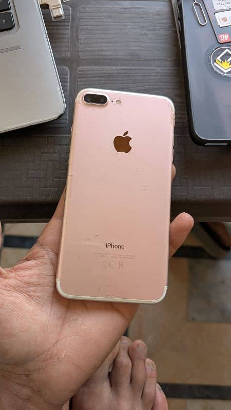 i phone 7 plus 128GB pta approved 3