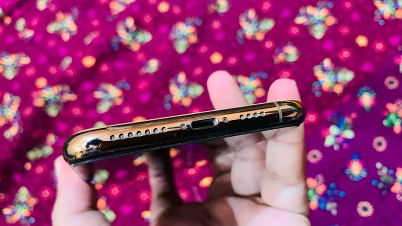 Apple Iphone 11 pro max PTA Approved for Sell 6