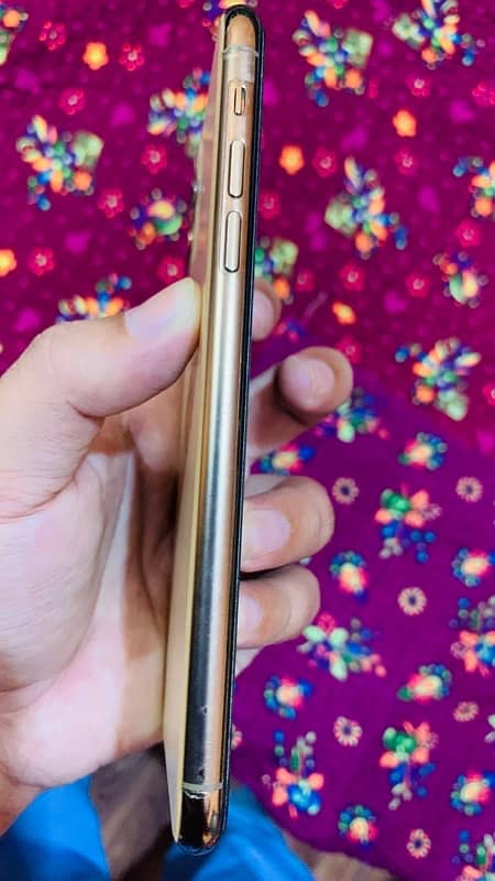 Apple Iphone 11 pro max PTA Approved for Sell 8