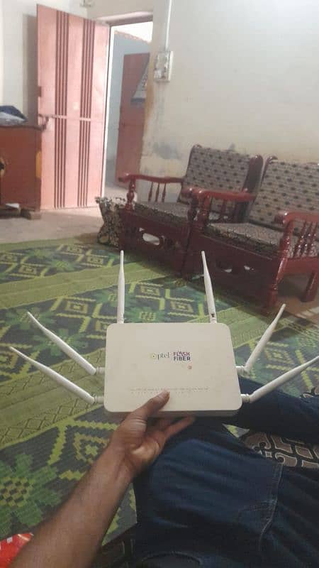 Modem & wifi router Ptcl Flash fiber 0