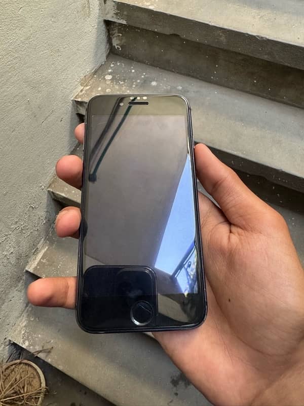iphone 8 2