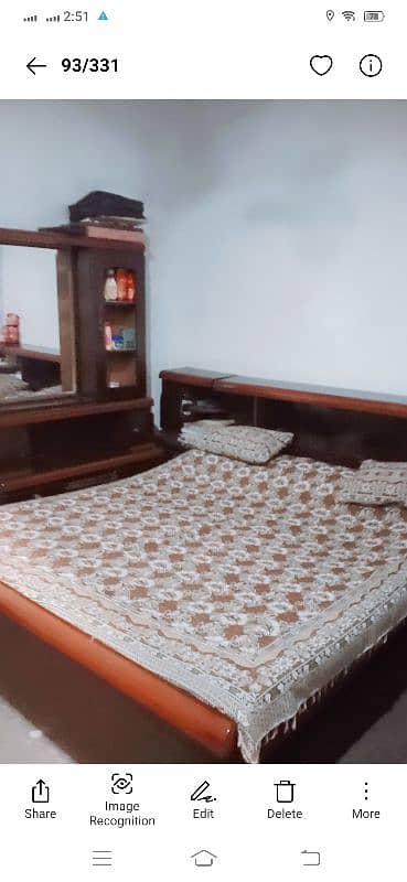 double bed with two sidetables. . . 0