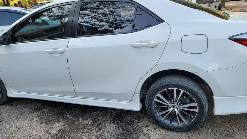 Altis 1.6 auto 2022 Bank leased 2