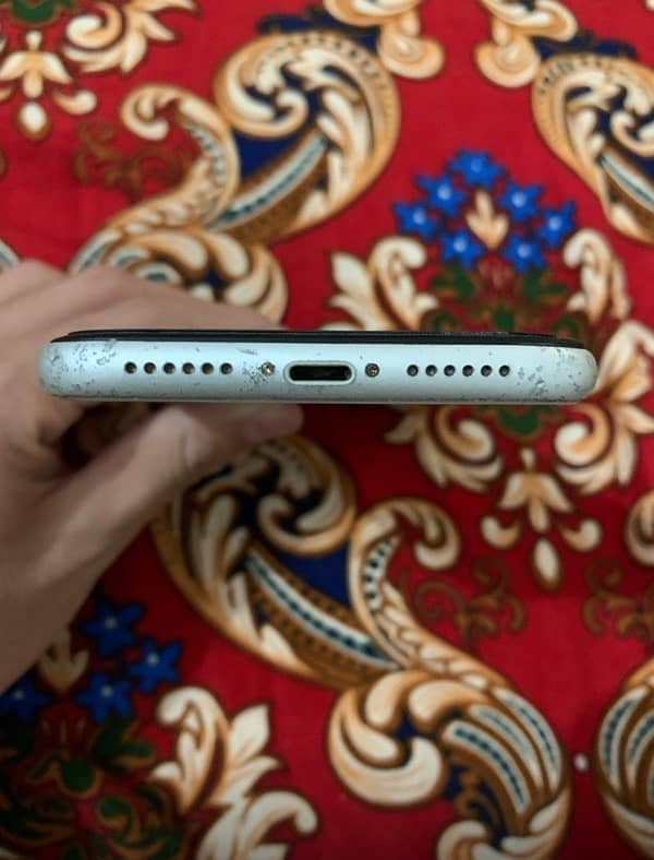 iPhone xr 0