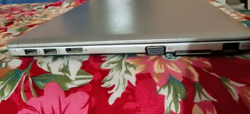 HP Folio 9480m 5