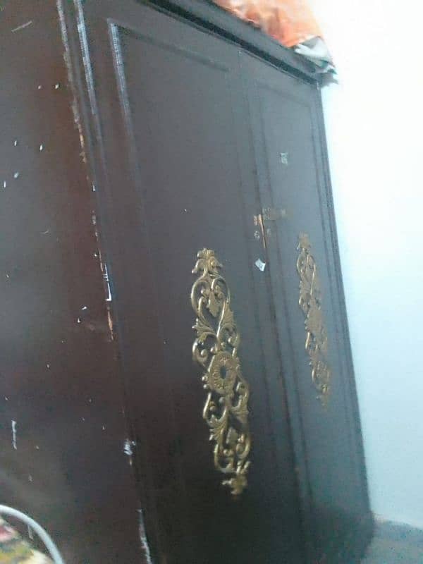 wooden wardrobe 2