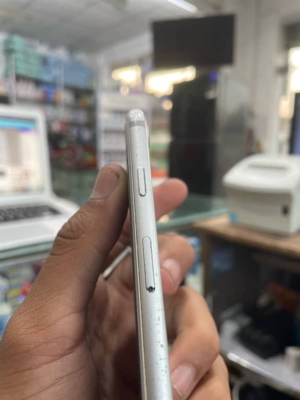 IPHONE 7 PTA APPROVED 128GB 1