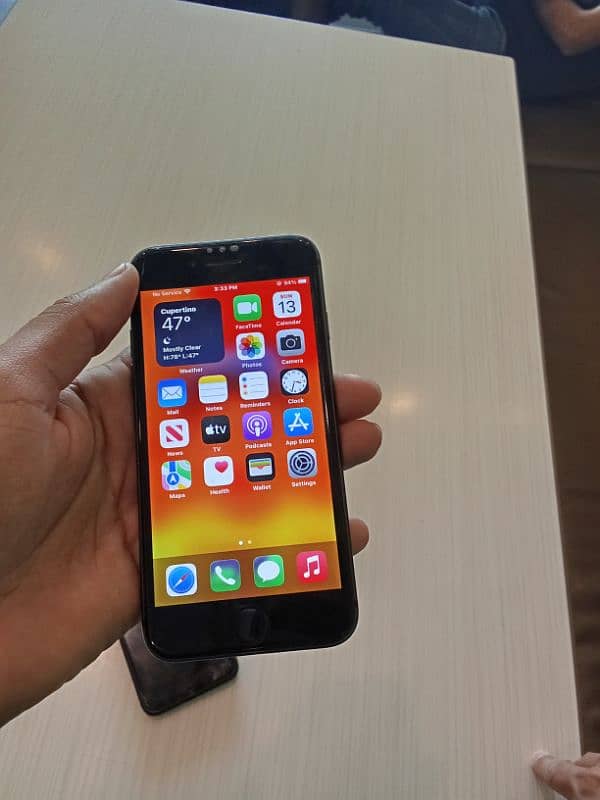 Iphone 8 A1 condition 0