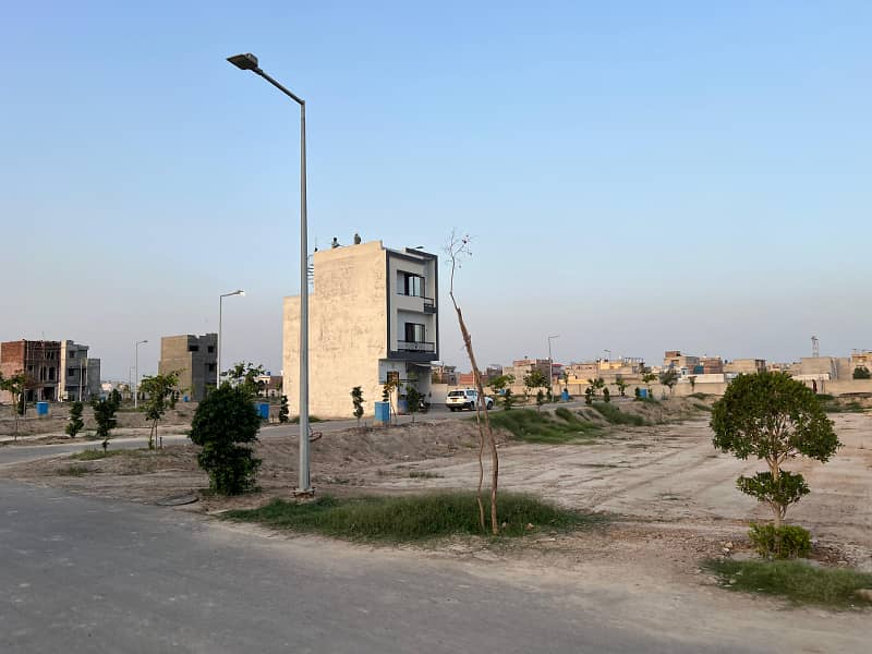 3 Marla Ready to Construct Plot for Sale Near College Road 2