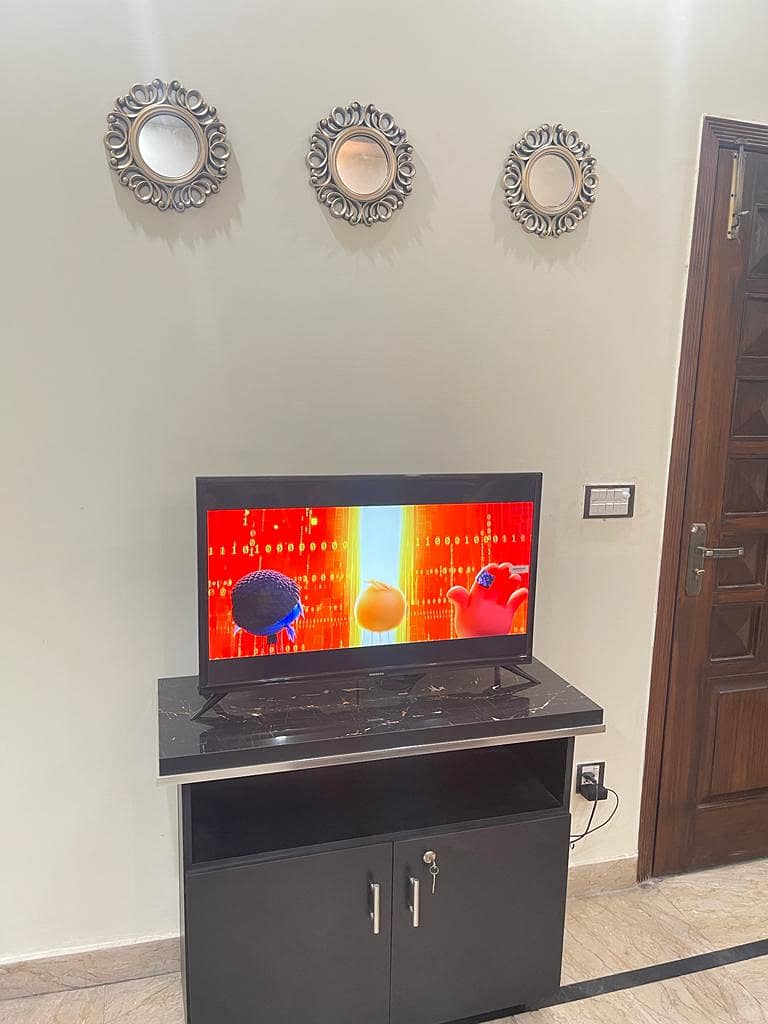 Comfortable and Safe house in heart of Lahore 4
