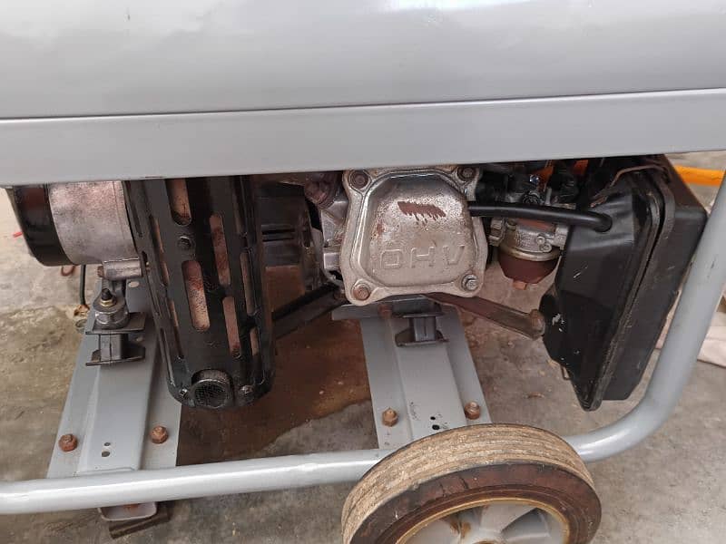 2.5 KVA ganrator all okay net an clean 10 by 10 condition 2