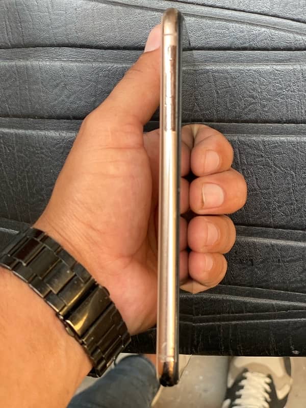 iPhone xs max 256gp dual sim pta 0