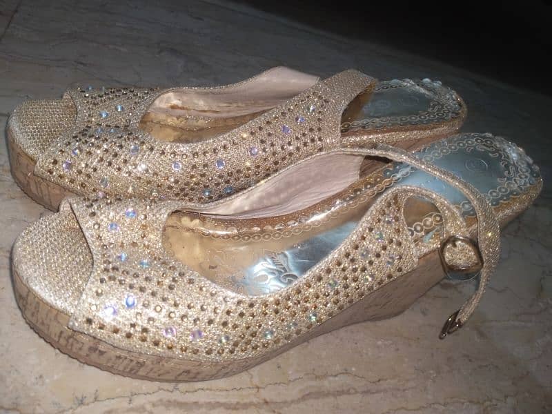 fancy heels for women ( golden ) 2