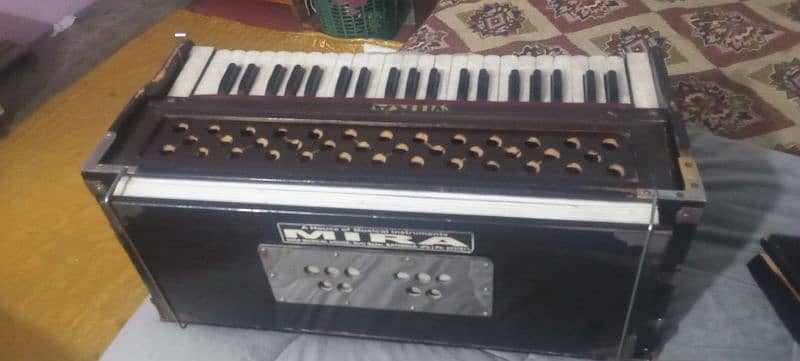 Bali reeds harmonium 3