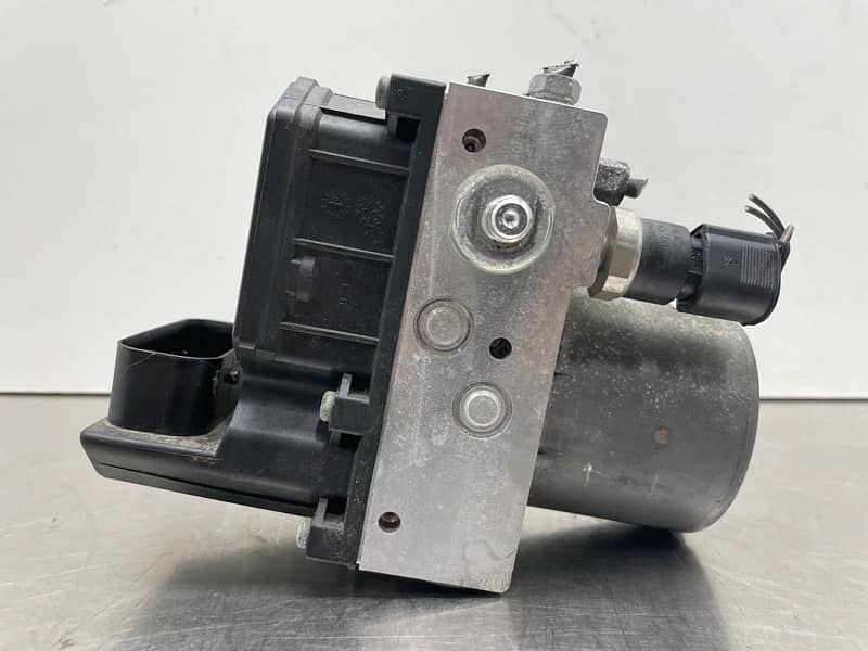 Mazda RX8 ABS Unit module complete with bracket 3