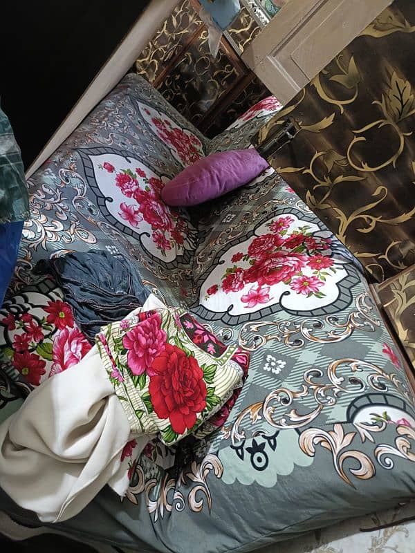 double sofa single sofa & dewan condition 10/6 2