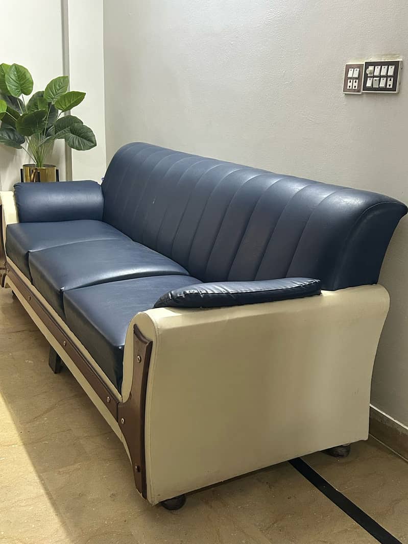 5 Seater New like Sofa 2