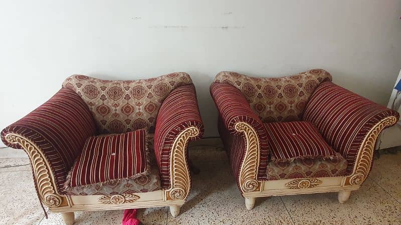 5 seater sofa in good condition 0