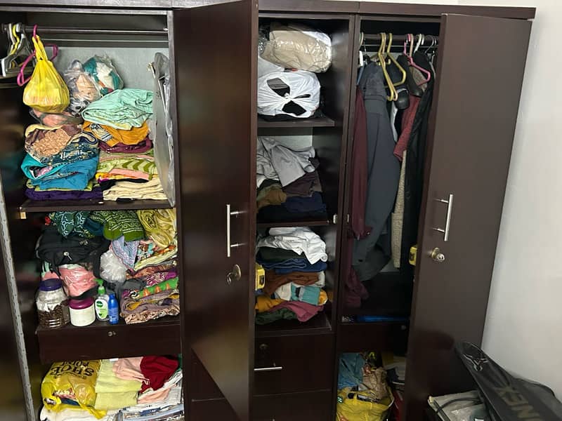Best condition furniture is going to sell 3