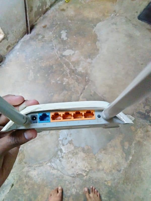TP-Link wifi device 1