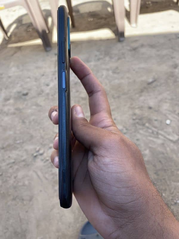 Infinix Not 10 6/128 with complete Box 1