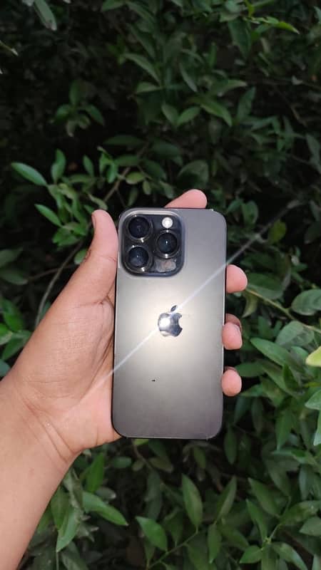 Iphone 15 pro NON PTA FACTORY UNLOCK 0
