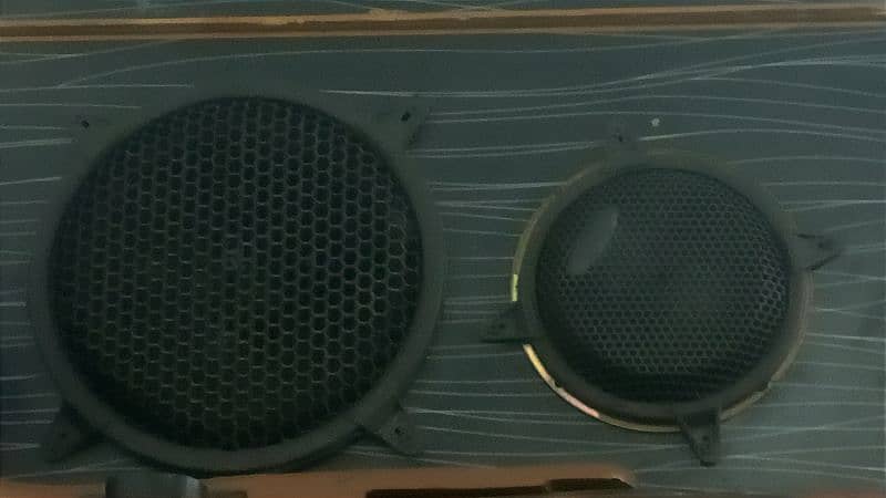 2 full size speakers with Amplifier 1