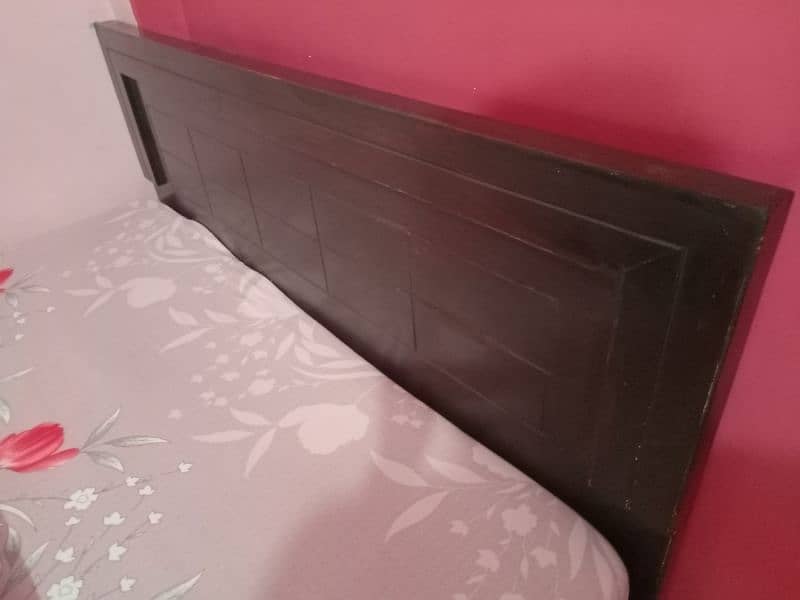 Double Bed with molti mattress 2