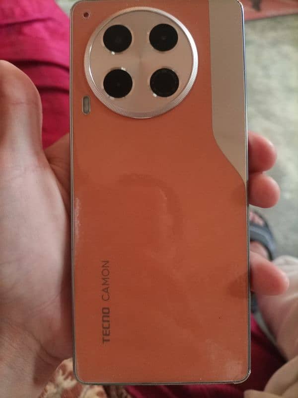 Tecno camon 30  24/256 1