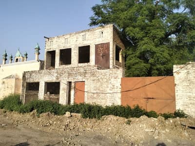 15 Marla farm house for urgent sale