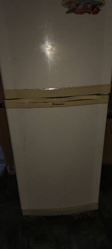 OlD Fridge Dawalnce 0