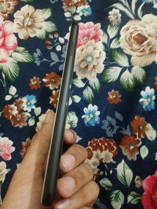Google Pixel 4XL 10/10 condition 1