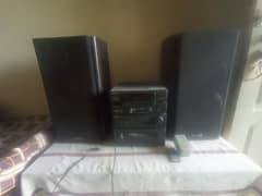 Aiwa Amplifier and Kenwood speakers for Sell