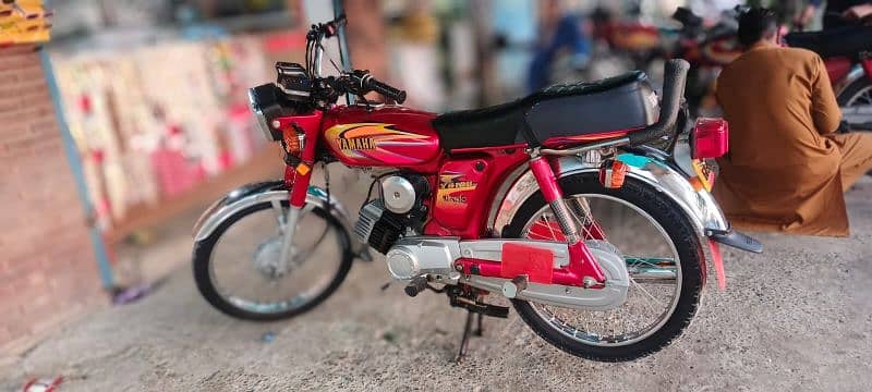 Yamaha YB 100 0