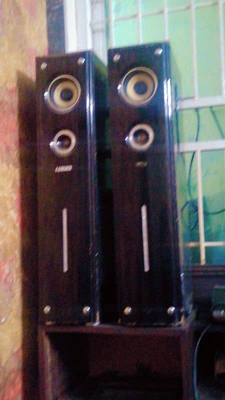 BLUETOOTH SPEAKER FOR SELL 2