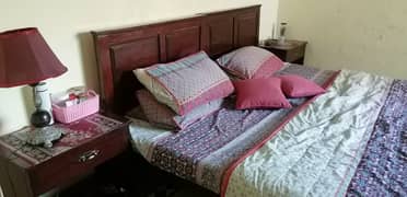 Single Beds with matress